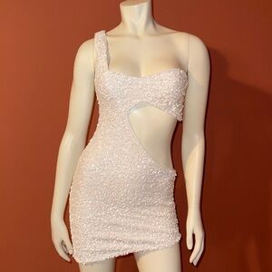 Elegant White Cut-Out Dress